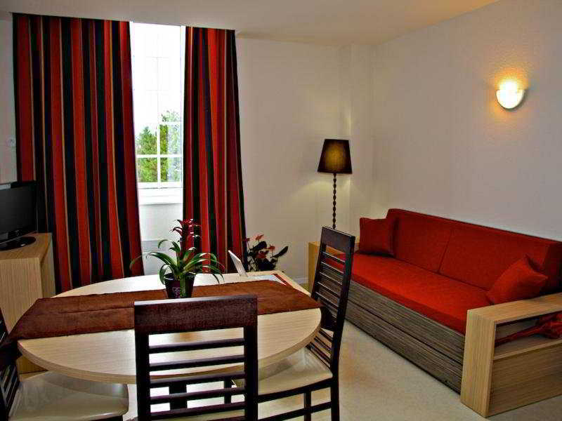 Comfort Suites & Vacanceole Les Demeures Champenoises Épernay Esterno foto